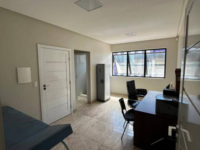 #30 - Sala para Locação em Guanambi - BA