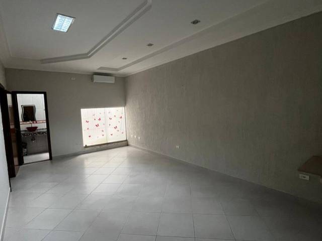 #38 - Sala para Locação em Guanambi - BA