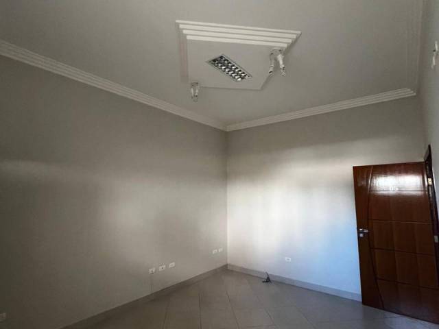 #40 - Sala para Locação em Guanambi - BA